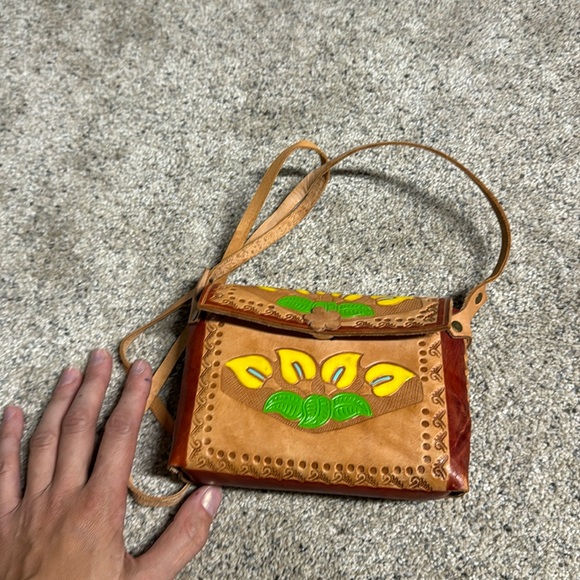 Handbags - Vintage tooled leather bag